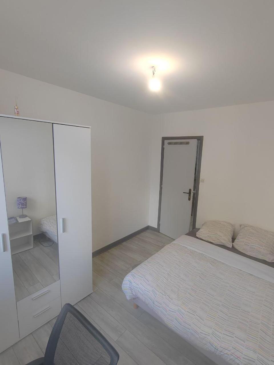 Une Chambre Dans Appartement Partage, Grenoble A 8 Min Du Centre-Ville Buitenkant foto