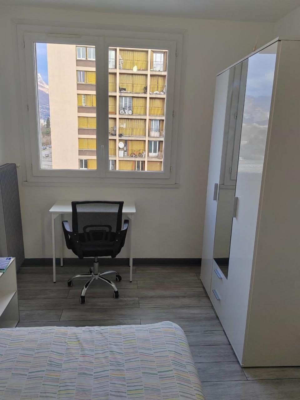Une Chambre Dans Appartement Partage, Grenoble A 8 Min Du Centre-Ville Buitenkant foto